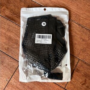 Medium Mesh Dog Muzzle, new